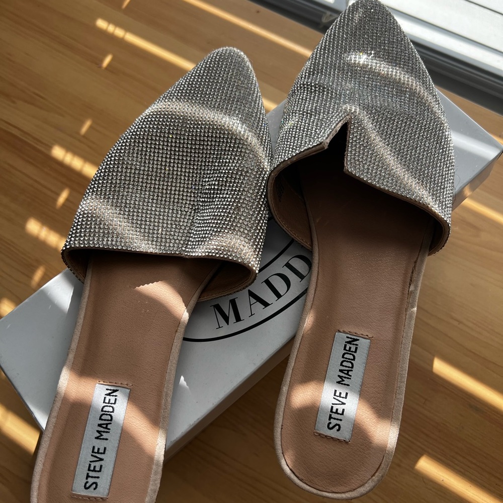 SZ 10 Steve Madden Rhinestone Mule